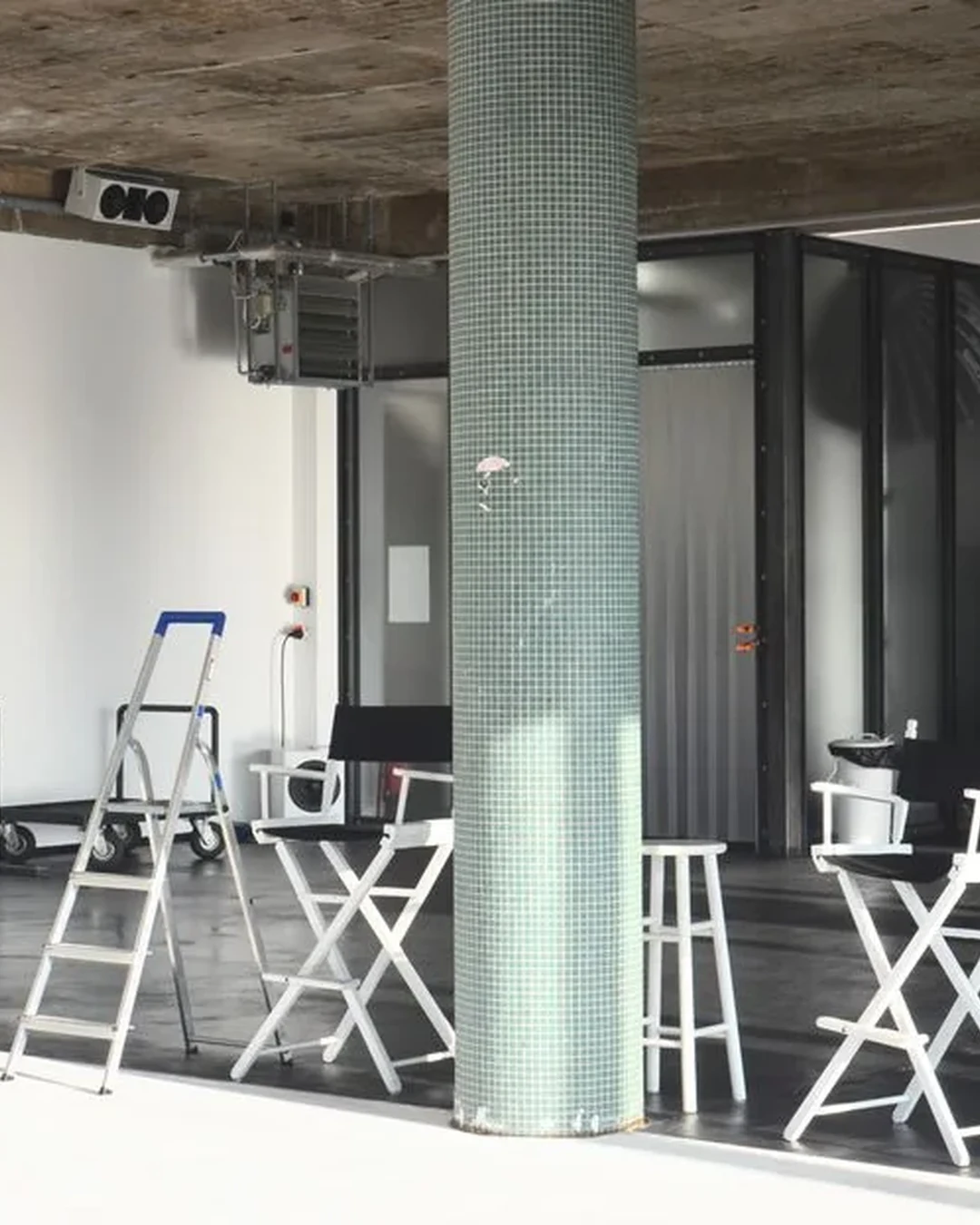 Espace studio pour une séance photo ou une production vidéo